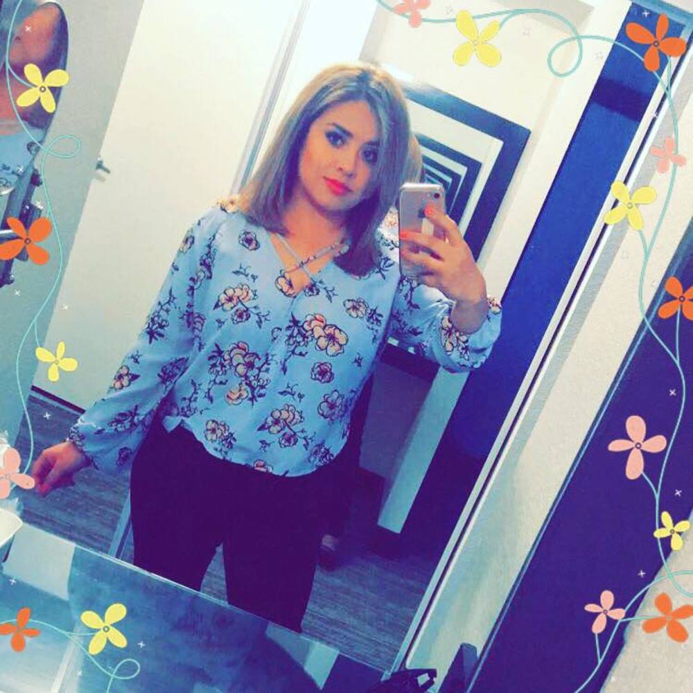 Meet your Posher, Laura